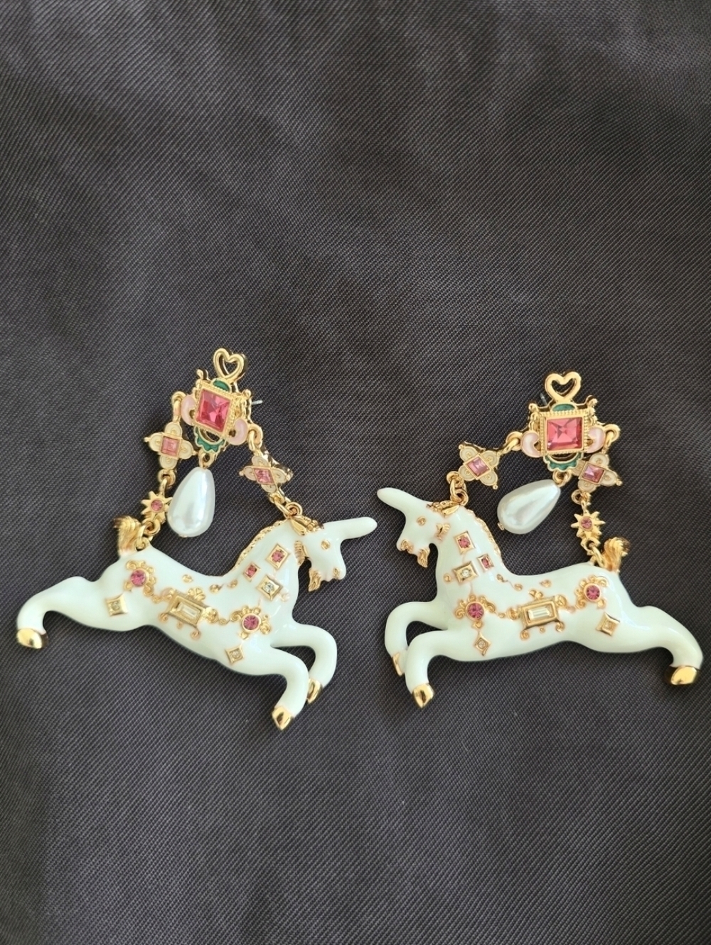 Statement Unicorn Drop Earrings Enamel, Pearl, Pink Crystals Fantasycore ✨